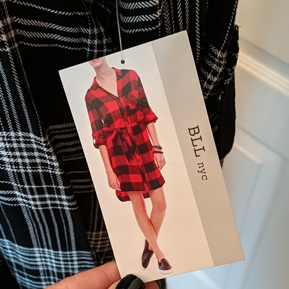 BLL new with tags BLK/WTE plaid button-down dress - Picture 4 of 4